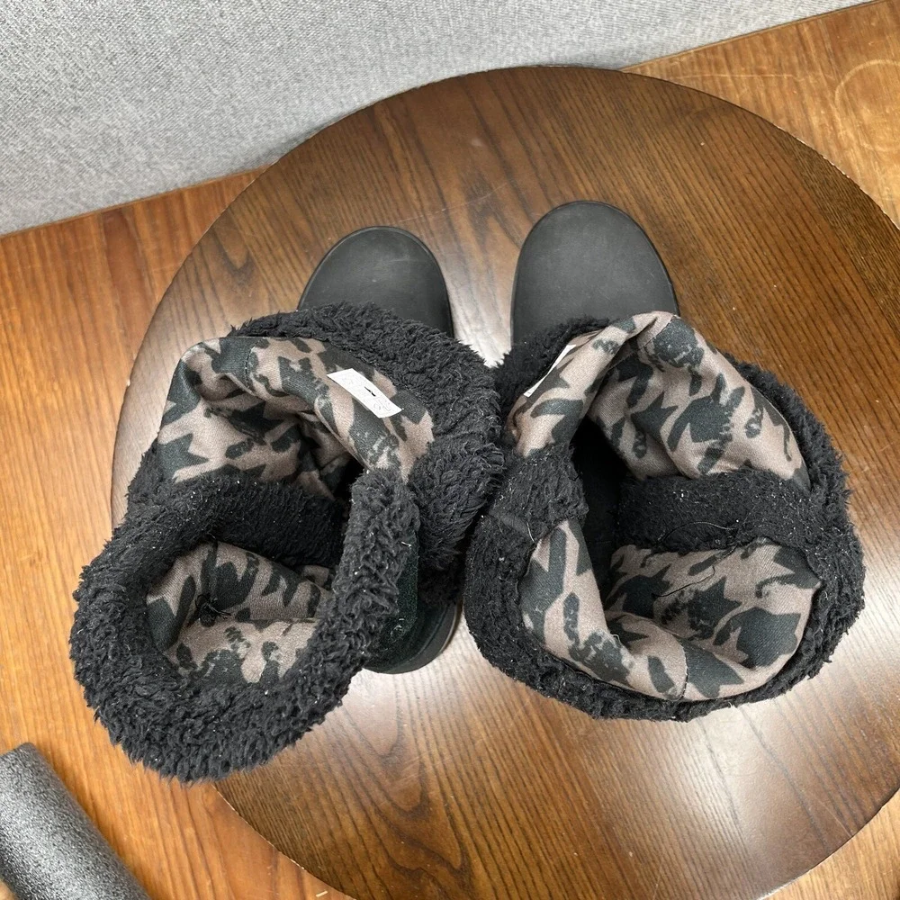 Crocs  Modessa Boot Women's Size 7 Black Faux Fur Suede Button Synthetic Slip On